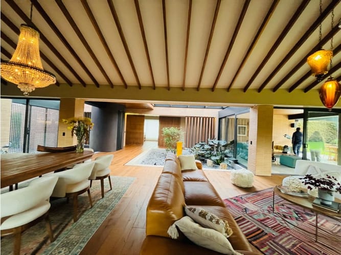 Casa de 4 alcobas en venta en Las Palmas, Envigado, 360 m² · foto 3 de 21