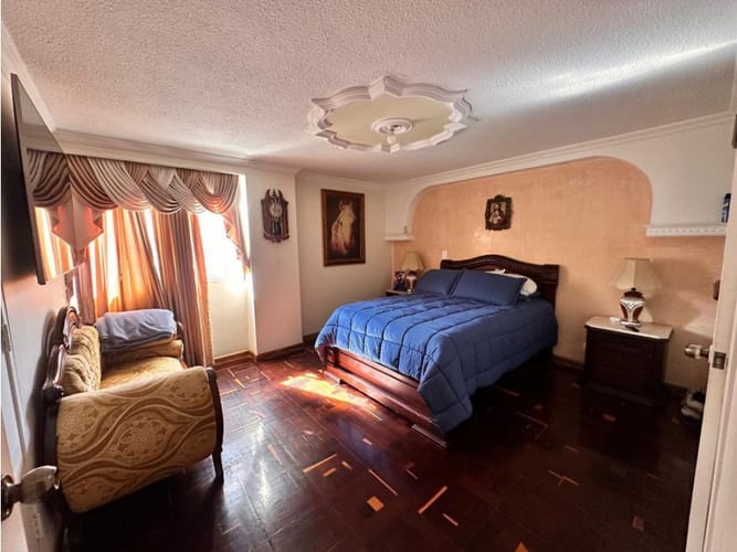 Apartamento de 4 alcobas en venta en Urbanizacion Altos De Torremolinos, Medellín, 250 m² · foto 4 de 24