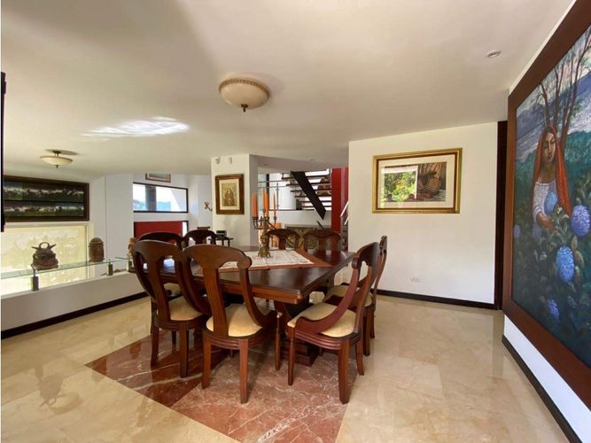 Casa de 5 alcobas en venta en Los Balsos, Medellín, 620 m² · foto 10 de 23