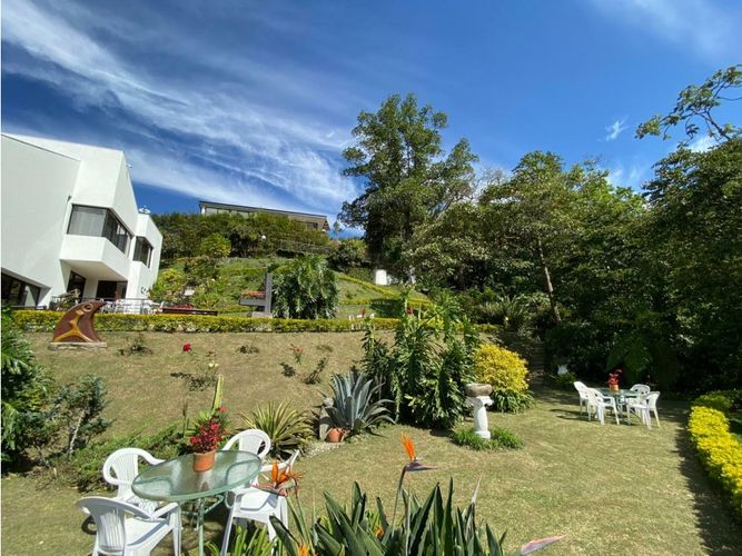 Casa de 5 alcobas en venta en Los Balsos, Medellín, 620 m² · foto 11 de 23
