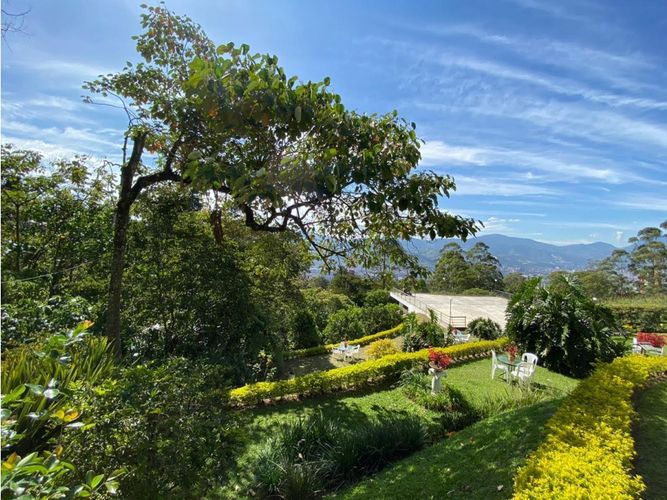Casa de 5 alcobas en venta en Los Balsos, Medellín, 620 m² · foto 12 de 23