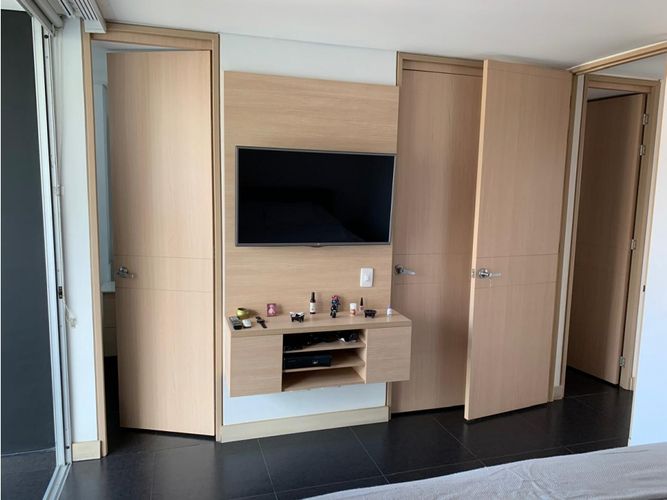 Apartamento de 2 alcobas en venta en El Castillo, Medellín, 89 m² · foto 12 de 15