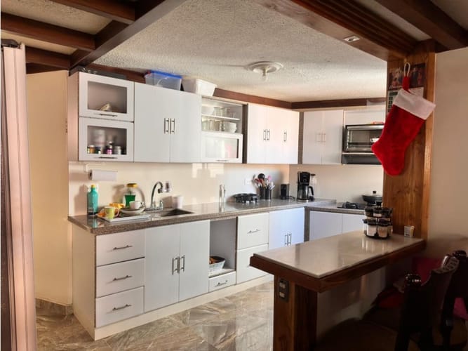 Apartamento de 4 alcobas en venta en Urbanizacion Altos De Torremolinos, Medellín, 250 m² · foto 23 de 24