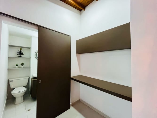 Apartamento de 4 alcobas en venta en El Poblado, Medellín, 157 m² · foto 18 de 24