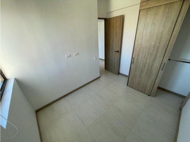 Apartamento de 3 alcobas en venta en Barro Blanco, Rionegro, 68 m² · foto 4 de 11