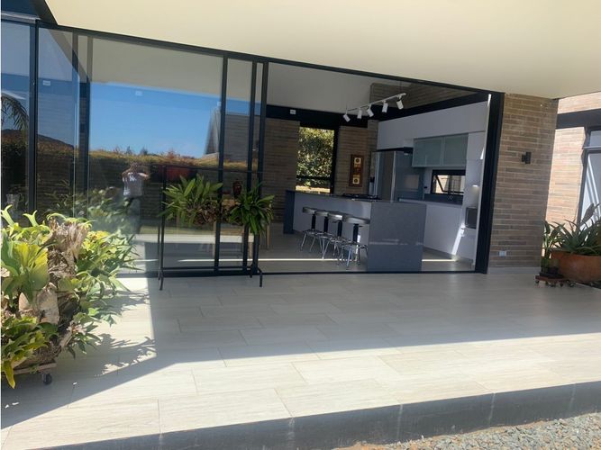 Casa de 4 alcobas en venta en Pantanillo, Medellín, 260 m² · foto 7 de 24