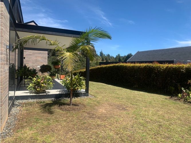 Casa de 4 alcobas en venta en Pantanillo, Medellín, 260 m² · foto 13 de 24