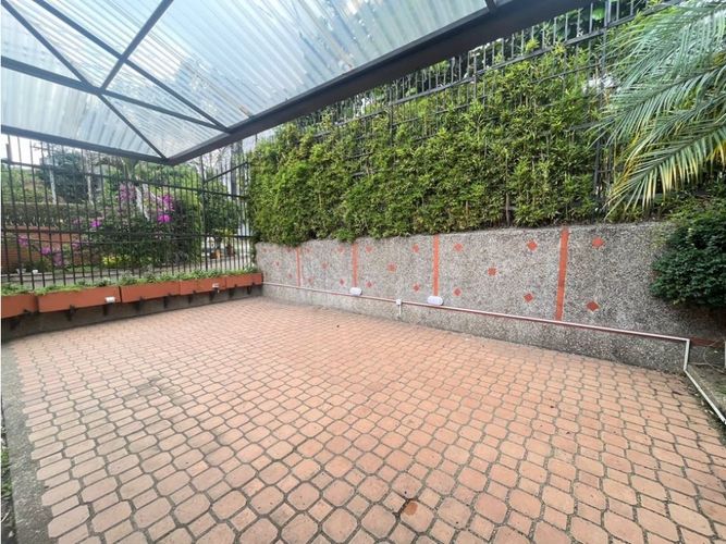 Casa de 3 alcobas en venta en Patio Bonito, Medellín, 261 m² · foto 21 de 21