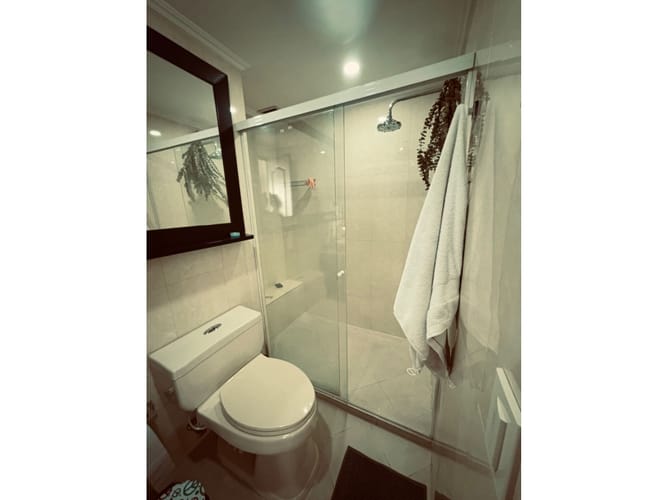 Apartamento de 2 alcobas en venta en San Lucas, Medellín, 127 m² · foto 8 de 18