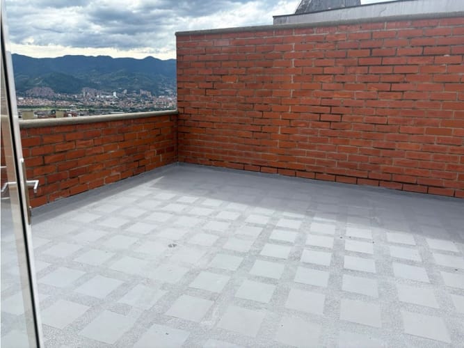 Apartamento de 2 alcobas en venta en San Lucas, Medellín, 127 m² · foto 18 de 18
