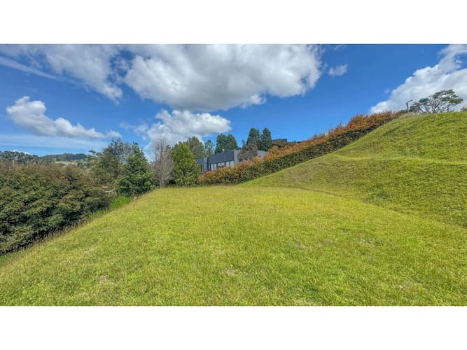 Lote en venta en Las Palmas, Envigado, 2400 m² · foto 4 de 8