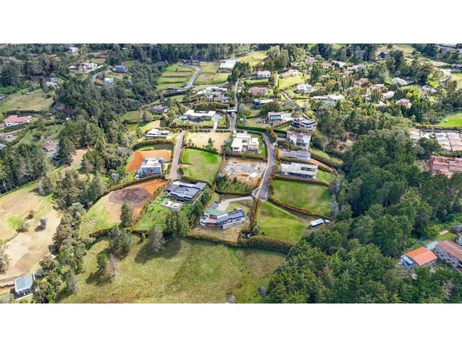 Lote en venta en Las Palmas, Envigado, 2400 m² · foto 8 de 8