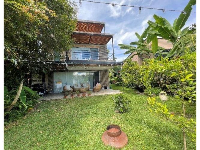 Casa de 3 alcobas en venta en Llano Grande, Rionegro, 416 m² · foto 2 de 10