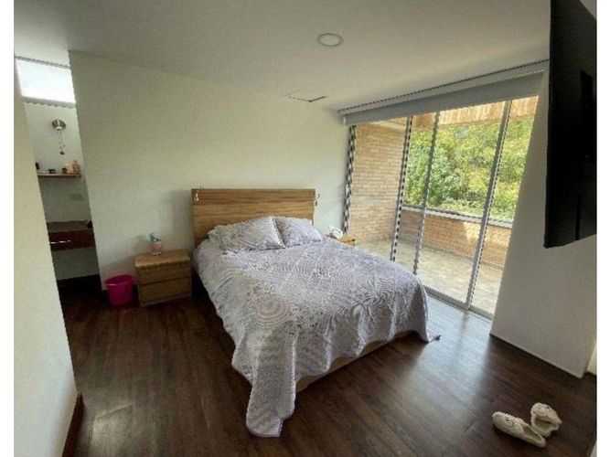 Casa de 3 alcobas en venta en Llano Grande, Rionegro, 416 m² · foto 5 de 10
