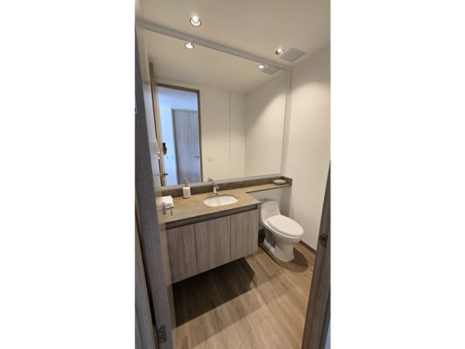 Apartamento de 2 alcobas en venta en Sajonia, Rionegro, 107 m² · foto 6 de 13