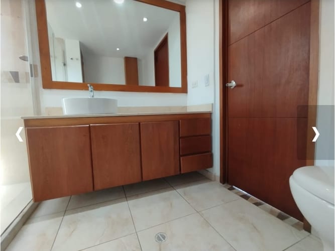 Apartamento de 3 alcobas en venta en El Poblado, Medellín, 203 m² · foto 12 de 15
