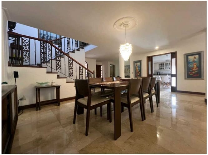 Casa de 4 alcobas en venta en La Calera, Medellín, 360 m² · foto 16 de 24