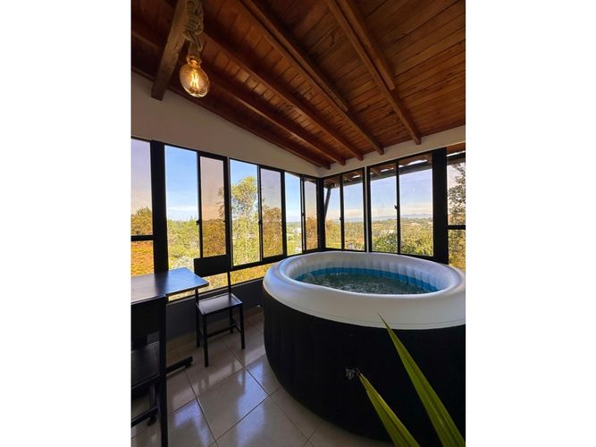 Casa de 8 alcobas en venta en Aeropuerto, Guarne, 600 m² · foto 6 de 24