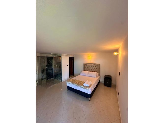 Casa de 8 alcobas en venta en Aeropuerto, Guarne, 600 m² · foto 7 de 24