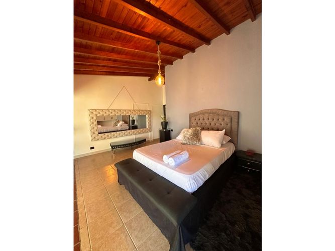 Casa de 8 alcobas en venta en Aeropuerto, Guarne, 600 m² · foto 10 de 24