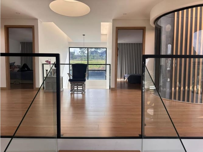 Casa de 3 alcobas en venta en Las Palmas, Envigado, 1414 m² · foto 9 de 24