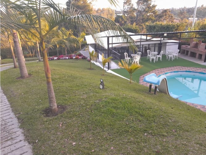 Casa de 8 alcobas en venta en Aeropuerto, Guarne, 600 m² · foto 13 de 24