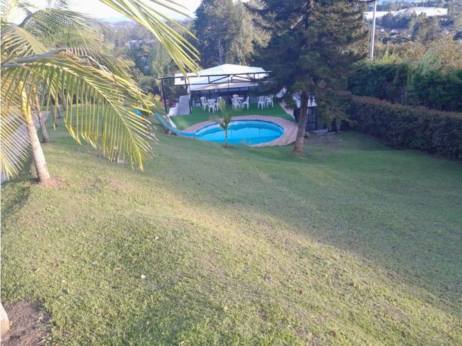 Casa de 8 alcobas en venta en Aeropuerto, Guarne, 600 m² · foto 14 de 24