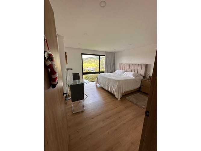 Casa de 3 alcobas en venta en Las Palmas, Envigado, 1414 m² · foto 11 de 24