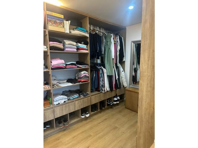 Casa de 3 alcobas en venta en Las Palmas, Envigado, 1414 m² · foto 12 de 24