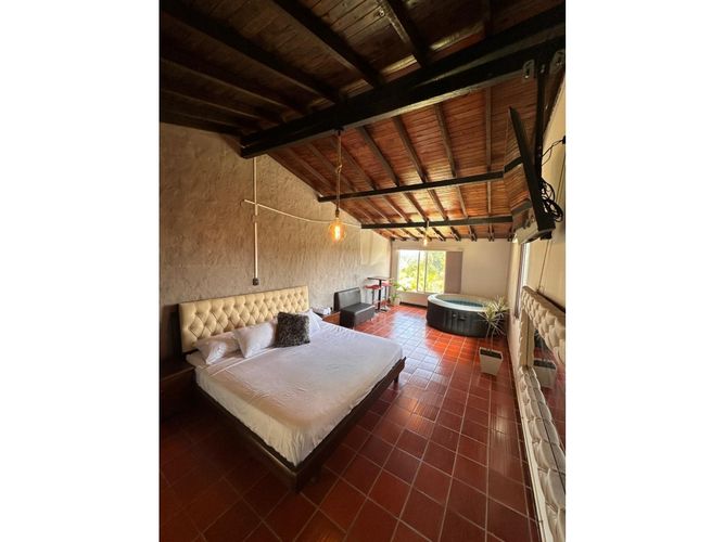 Casa de 8 alcobas en venta en Aeropuerto, Guarne, 600 m² · foto 18 de 24