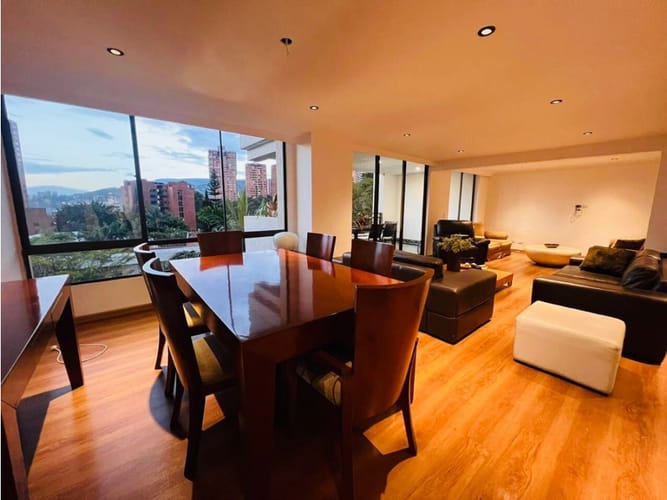 Apartamento de 4 alcobas en venta en San Lucas, Medellín, 212 m² · foto 6 de 23