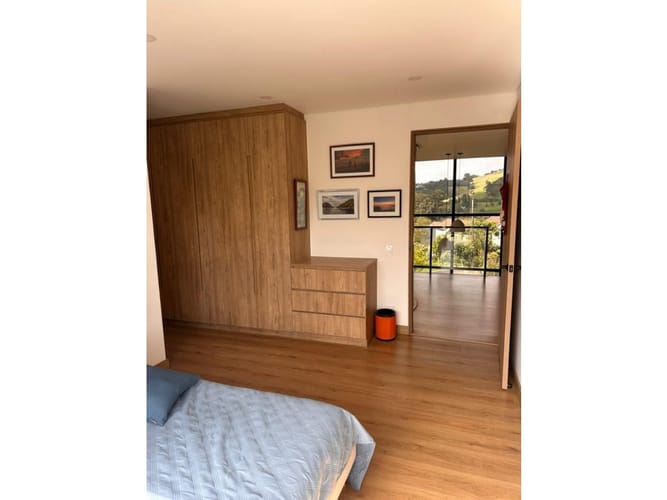 Casa de 3 alcobas en venta en Las Palmas, Envigado, 1414 m² · foto 20 de 24