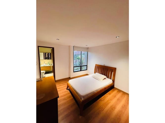 Apartamento de 4 alcobas en venta en San Lucas, Medellín, 212 m² · foto 14 de 23