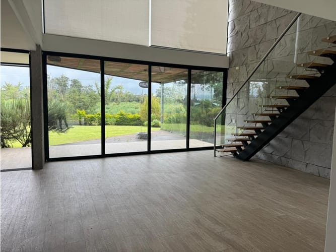 Casa de 3 alcobas en venta en Llano Grande, Rionegro, 360 m² · foto 5 de 24