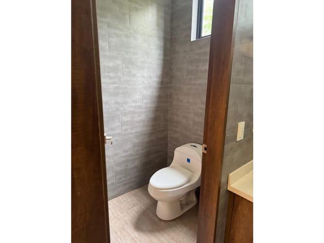 Casa de 3 alcobas en venta en Llano Grande, Rionegro, 360 m² · foto 24 de 24