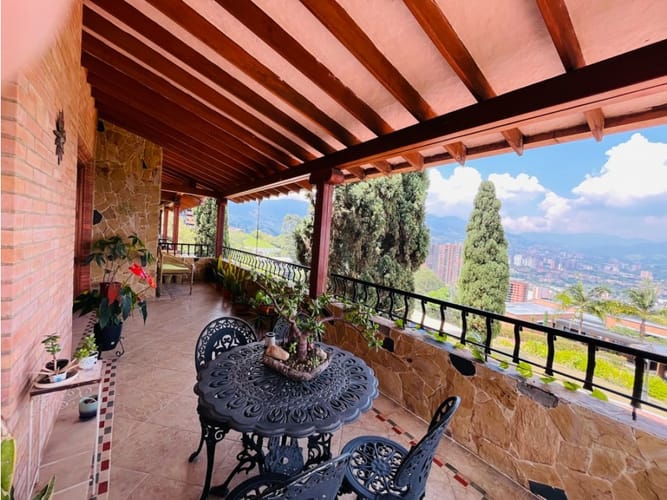 Casa de 4 alcobas en venta en Vereda La Doctora, Sabaneta, 611 m² · foto 15 de 24