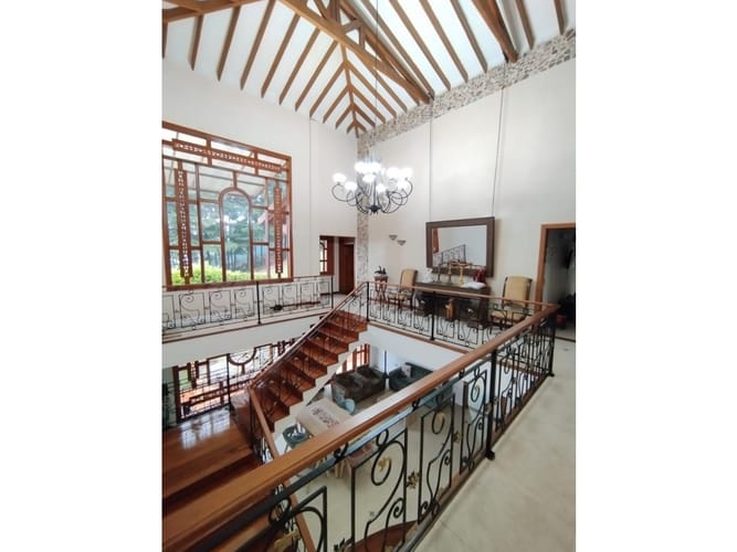 Casa de 4 alcobas en venta en Vereda La Doctora, Sabaneta, 611 m² · foto 20 de 24