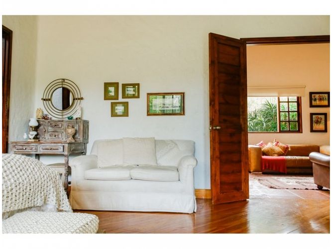 Casa de 4 alcobas en venta en El Poblado, Envigado, 654 m² · foto 6 de 19