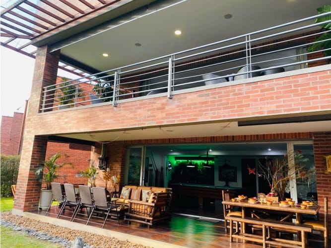 Casa de 3 alcobas en venta en Mesa, Medellín, 516 m² · foto 3 de 23