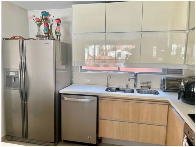 Apartamento en venta en Los Balsos, Medellín · foto 3 de 15
