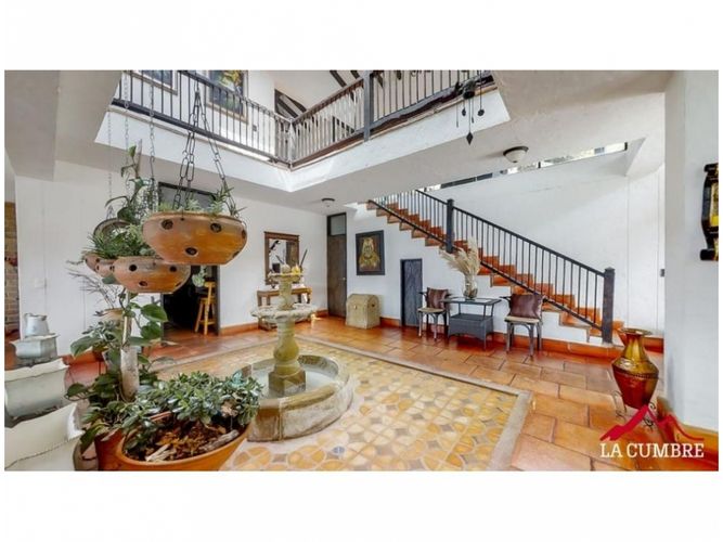 Casa de 6 alcobas en venta en Estadio, Medellín, 580 m² · foto 4 de 18