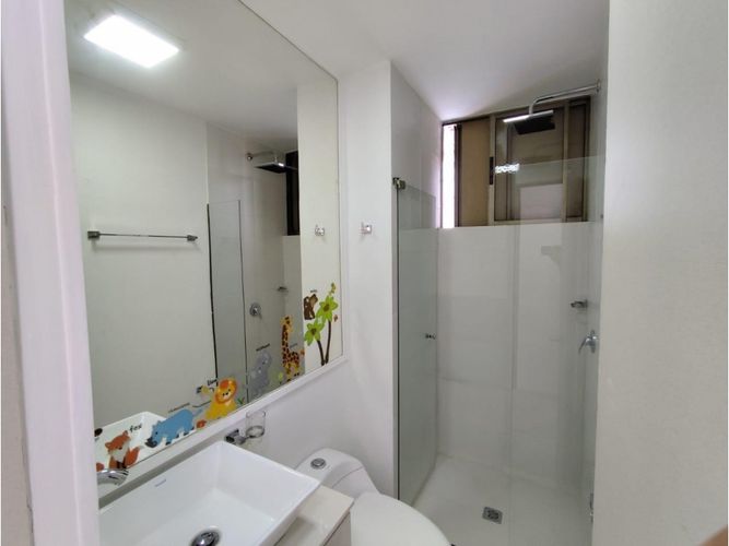 Apartamento en venta en El Poblado, Medellín · foto 5 de 24