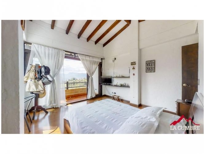 Casa de 6 alcobas en venta en Estadio, Medellín, 580 m² · foto 12 de 18