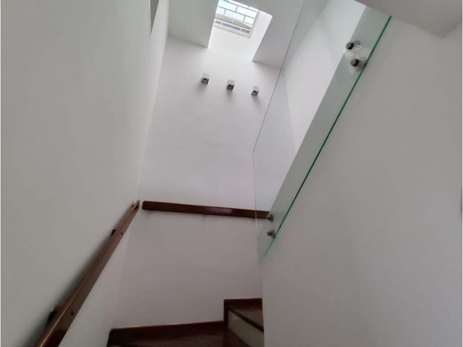 Apartamento en venta en El Poblado, Medellín · foto 9 de 24