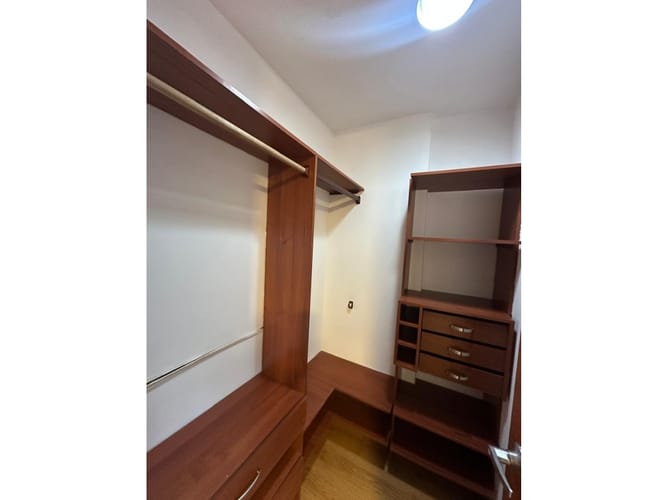 Apartamento en venta en El Poblado, Medellín · foto 6 de 20