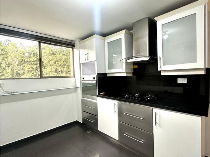 Apartamento en venta en El Poblado, Medellín · foto 14 de 20