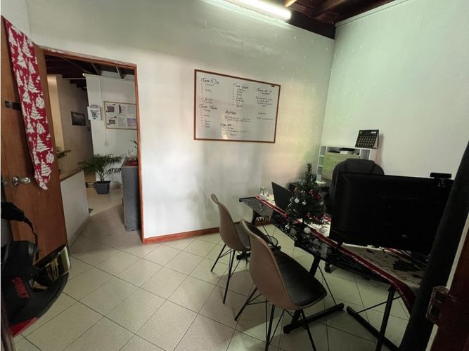 Casa de 5 alcobas en venta en Laureles, Medellín, 167 m² · foto 7 de 14