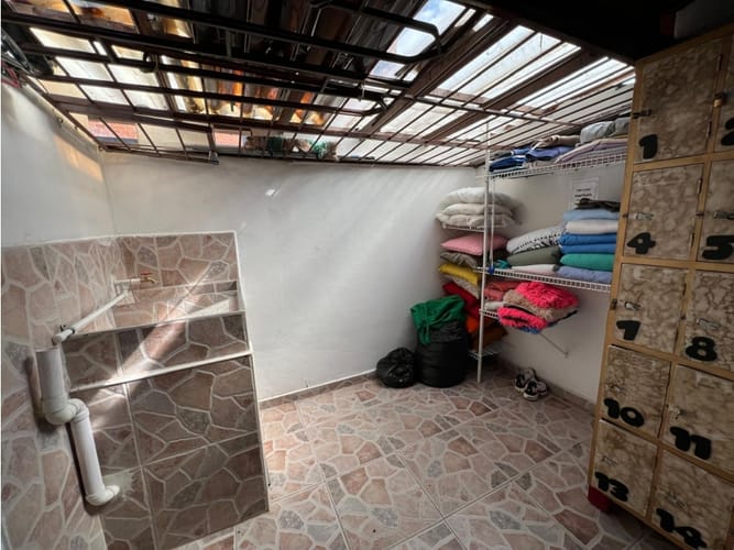 Casa de 5 alcobas en venta en Laureles, Medellín, 167 m² · foto 9 de 14