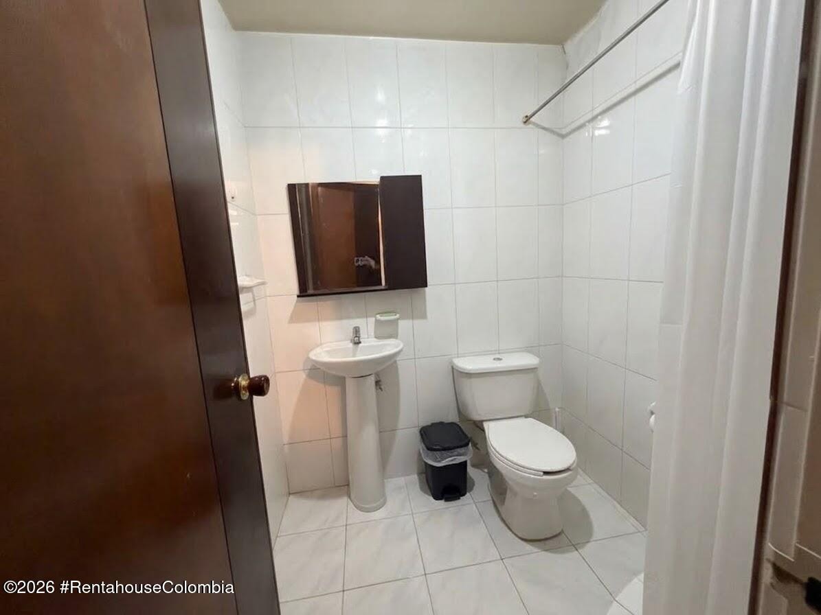 Apartamento en venta en La Esmeralda, Bogotá · foto 6 de 17