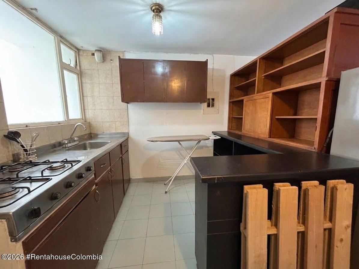 Apartamento en venta en La Esmeralda, Bogotá · foto 5 de 17